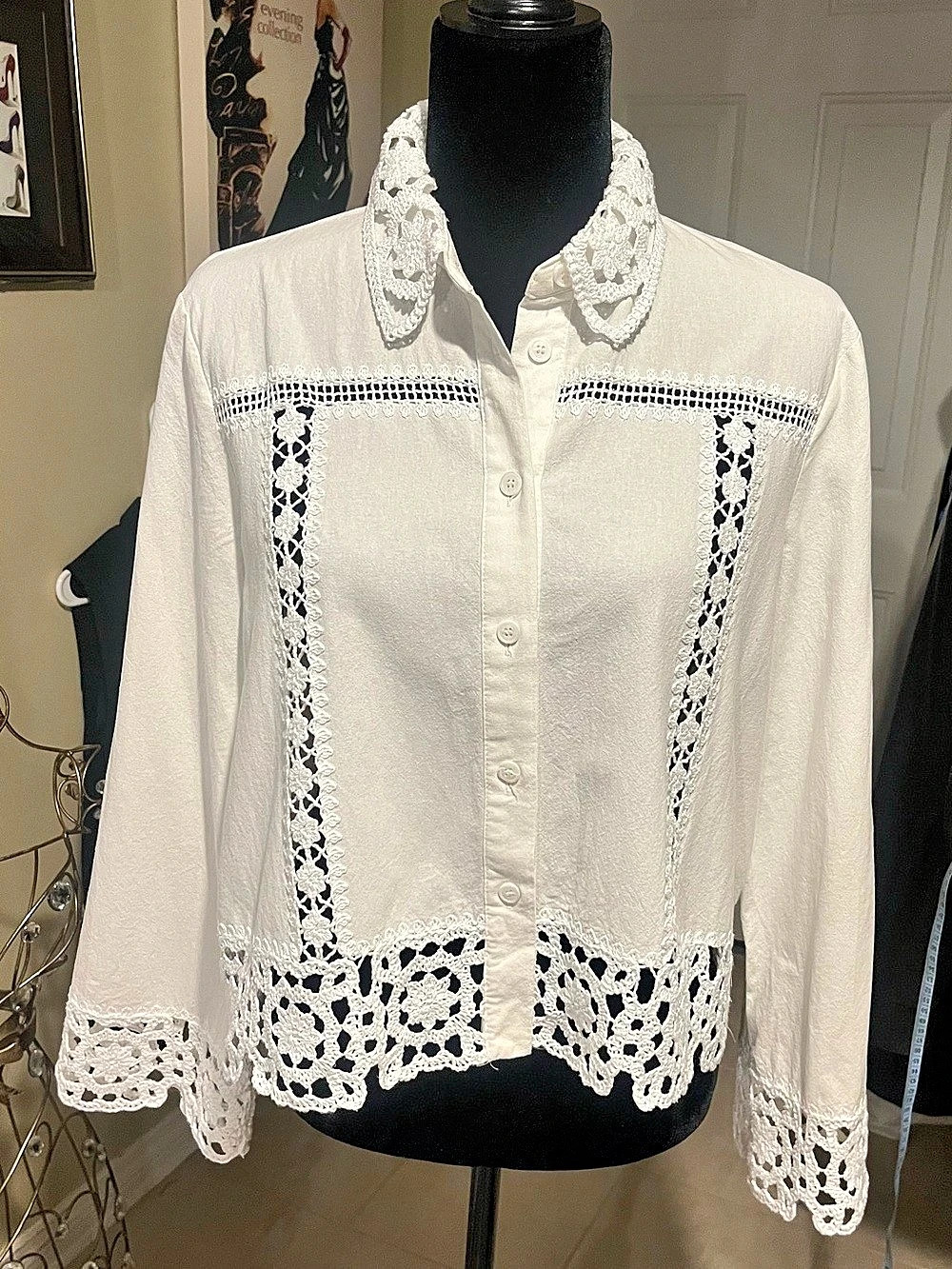Zara Crochet Lace Trim Shirt full Button Blouse White size M